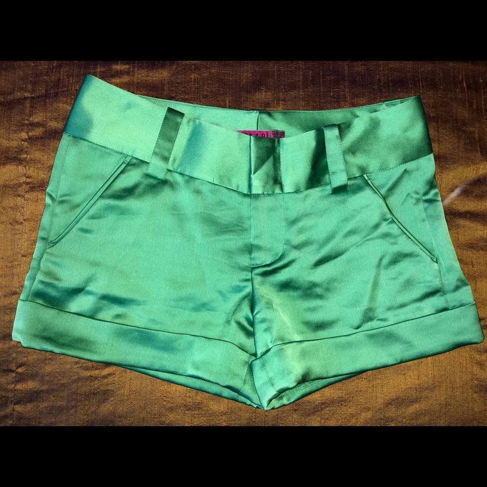 Alice and Olivia green shorts